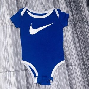 Nike baby onesie (0-3M)